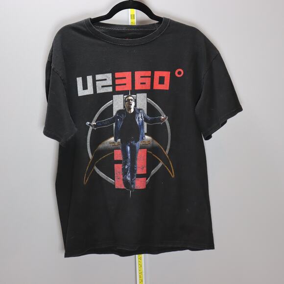 U2 360° Tour 2010 Concert T-Shirt – Size Large - Picture 1 of 3